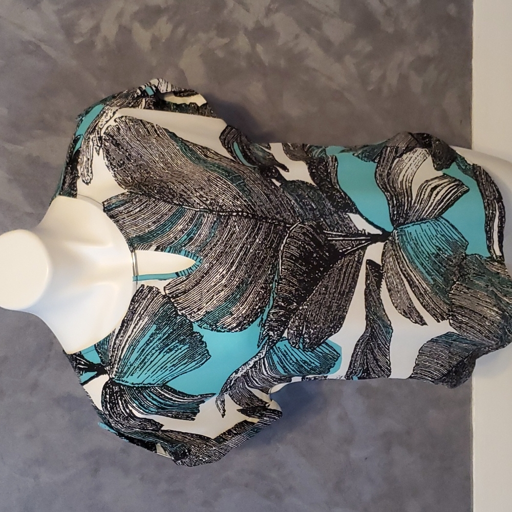 Milano Turquoise Leaf Design Short Sleeve Blouse Sz MD